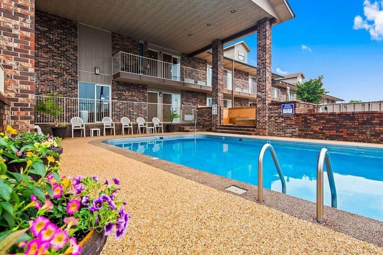 Best Western Sherwood Inn Clarksville Eksteriør bilde